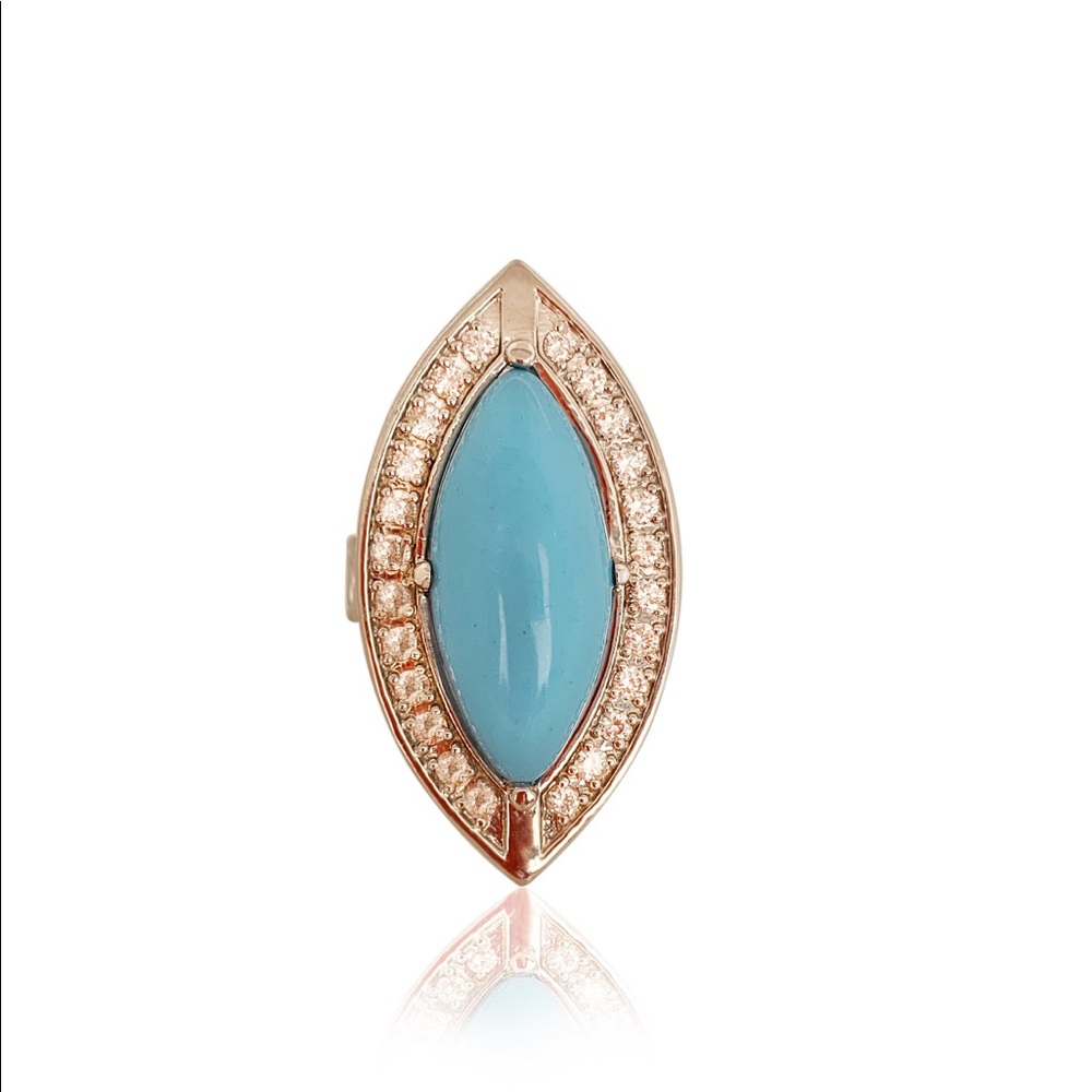 Authentic Turquoise and Diamond Ring💍💍❤️